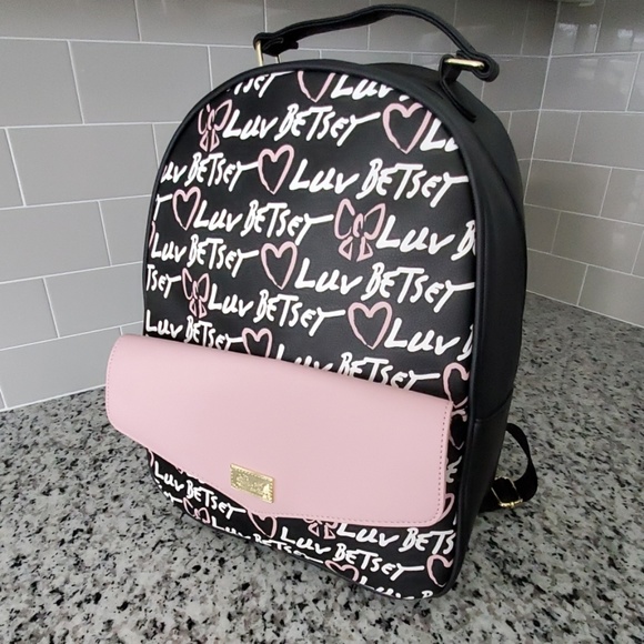Betsey Johnson Handbags - ❤Host Pick❤ NWT Betsey Johnson Luv Betsey Backpack